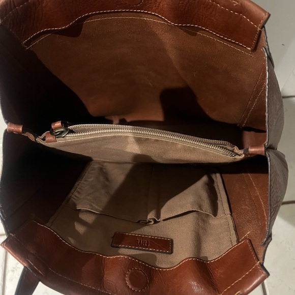 Frye handbag - Picture 3 of 7